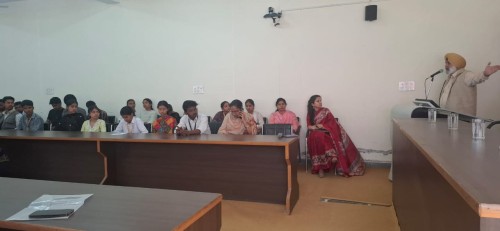  2026-03-05 A Seminar Was Conducted On Entrepreneurship And Innovation As An Employment Opportunity